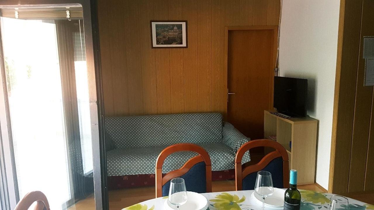 Apartment Lopar 10402A 외부 사진